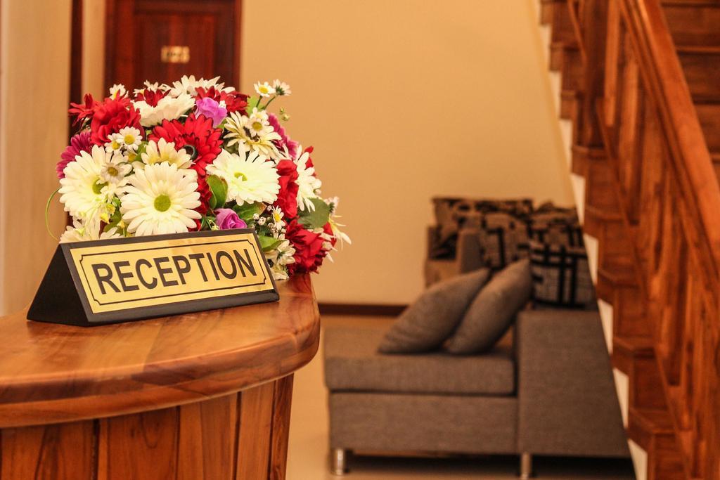 Vin Roma Inn Kandy Exterior foto